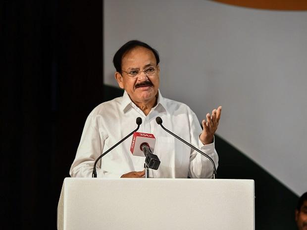 oneofindiasneighboursdeliberatelywantstocreatetroubleincountry:vpnaidu