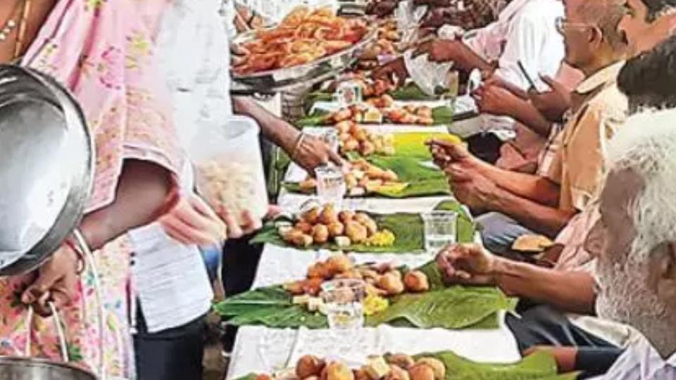 30 Varieties of Sweets Served at Ganesh Annadanam in Konaseema, AP