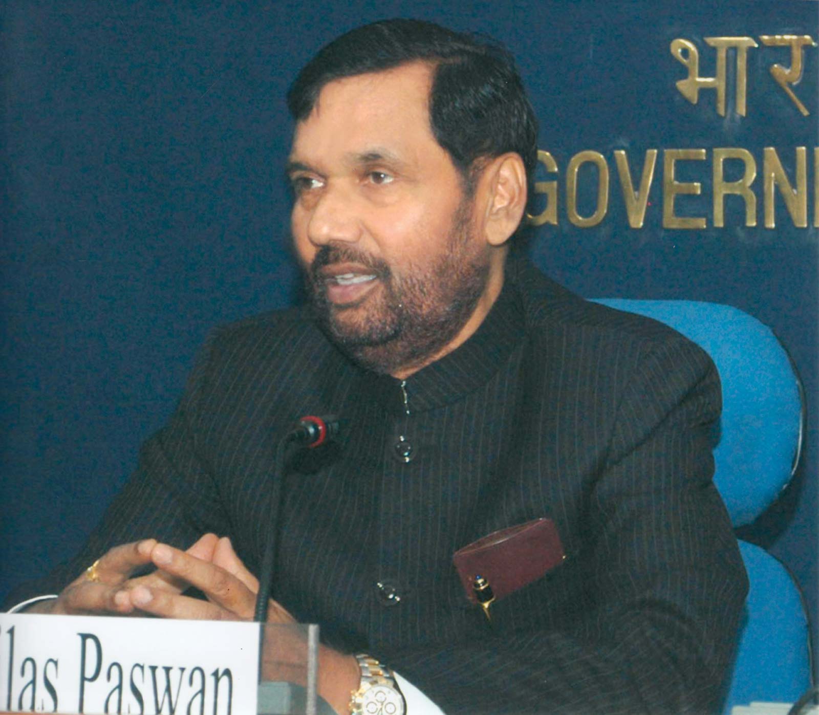 govthasfixedpricesforfacemasks:ramvilaspaswan