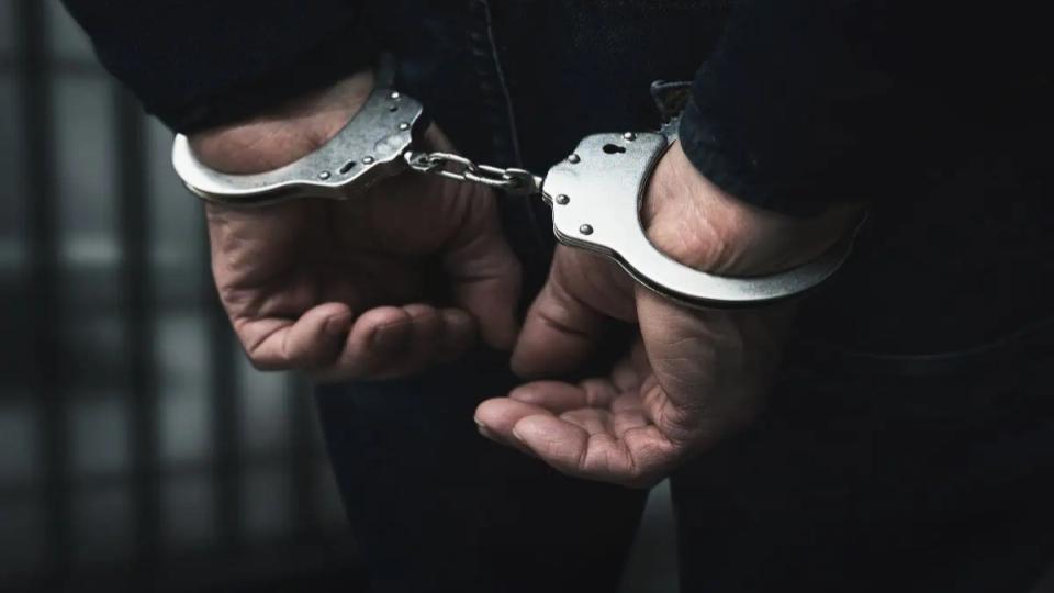 5relativesbookedforassaultingpregnantwomaninmaharashtra