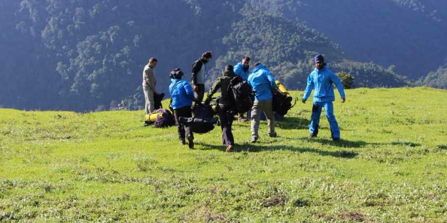 an32crash:badweatherhampersoperationtoretrievebodies