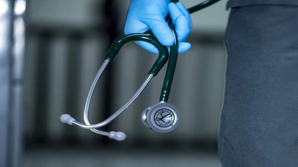 blooddonationturnscommunalasdoctorturnsawaydonoroverreligioninmp