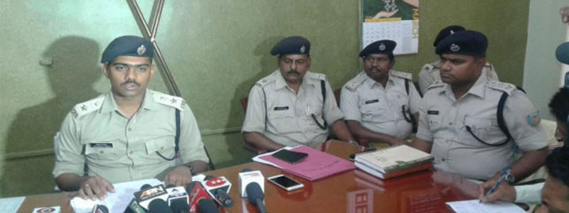 cbsepaperleakcasejharkhandpolicearrestedthreepeopleandnineminorsinchatra