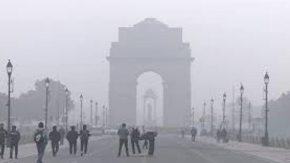Delhi-NCR Grips into severe cold, air quality turns hazardous