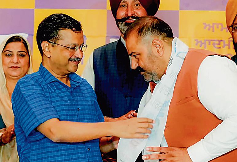 jalandharlsbypoll:aapsrinkuaheadofcongskaramjitkaurchaudharyby4503votes