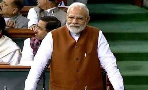 sometubelightsarelikethis:pmmoditakesadigatrahulgandhi