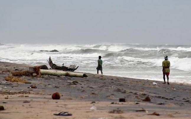 srilankannavyopensfireatindianfishermen2injured