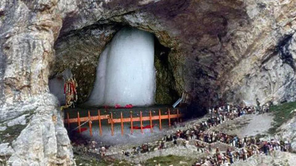 Amarnath Yatra suspended from Jammu as NH-44 remains closed