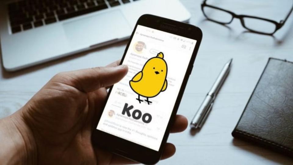 kootoshutdown‘littleyellowbirdbidsfinalgoodbye’