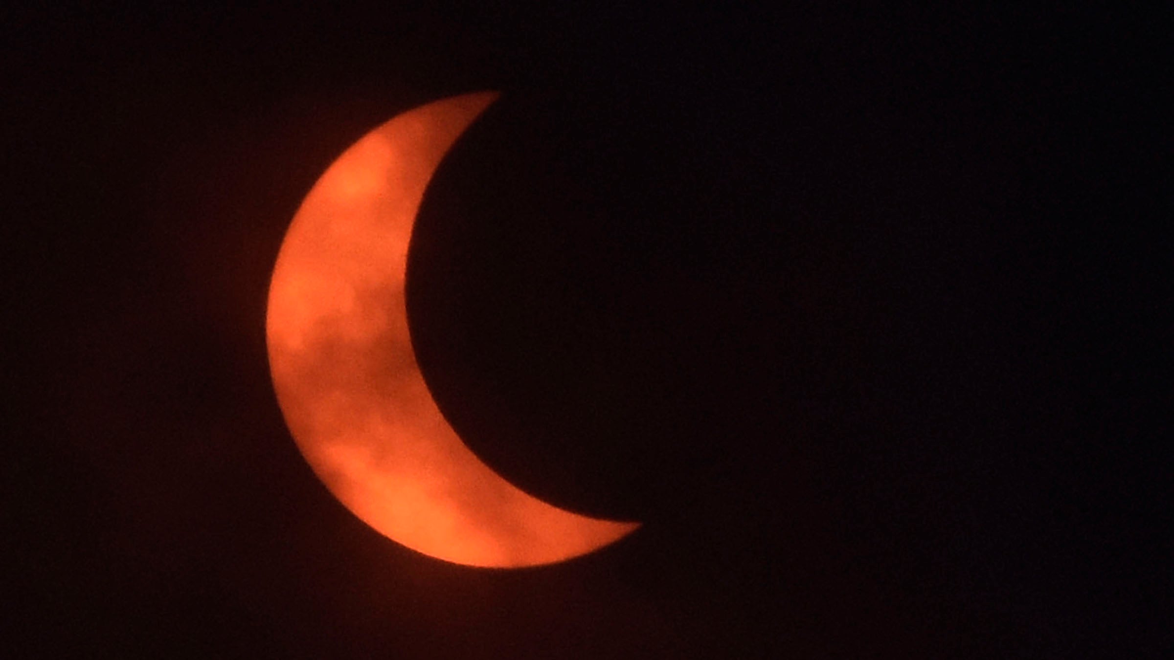 indiafewotherplacesintheworldtowitnesspartialsolareclipsetoday