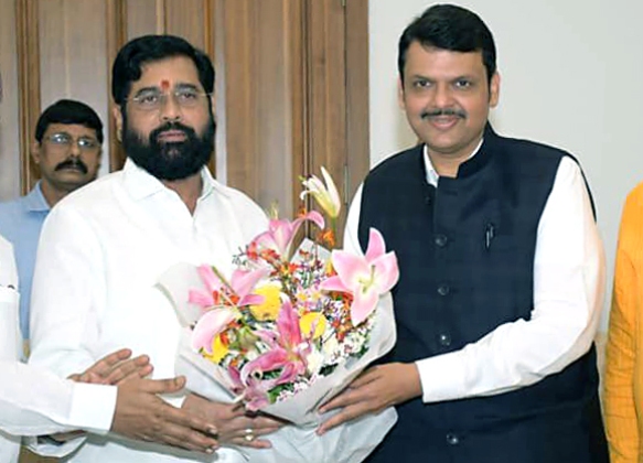 maharashtracmthanksdevendrafadnavisonfirstanniversaryinpower