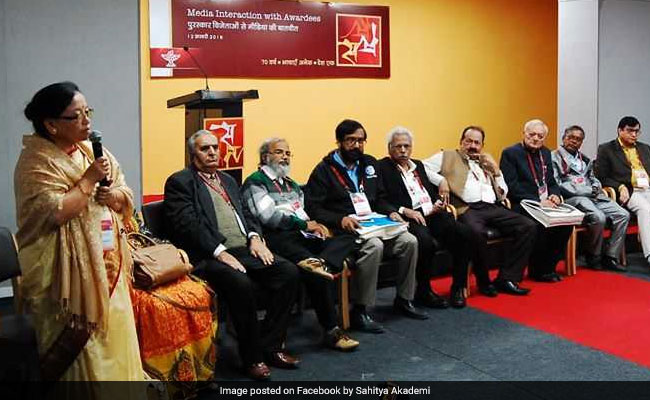 sahityaakademiawardpresentedto23authors