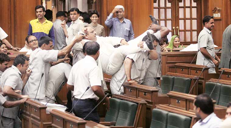 vijendraguptamarshalledoutofdelhiassembly