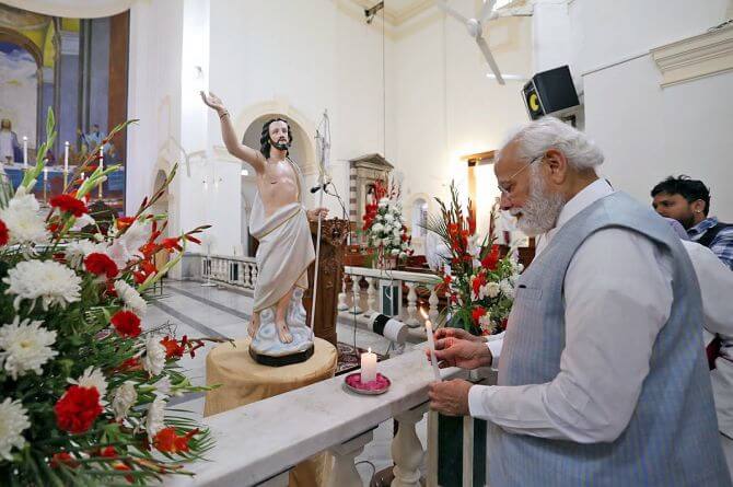 happyeaster:pmmodioffersprayersatsacredheartcathedralcatholicchurchindelhi