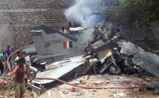 mig27fighterplanecrashesintobuildinginjodhpur