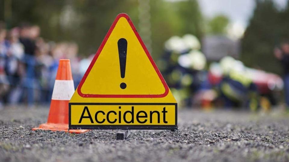 Techie killed after truck container falls on car in Andhra