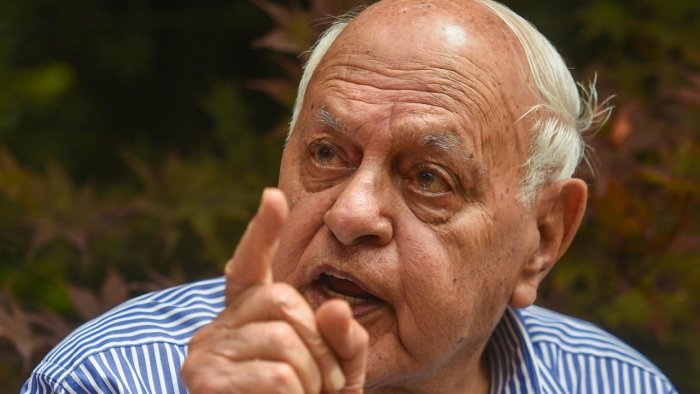 terrorismaliveinjkcanbefinishedonlybyholdingdialoguewithpak:farooqabdullah