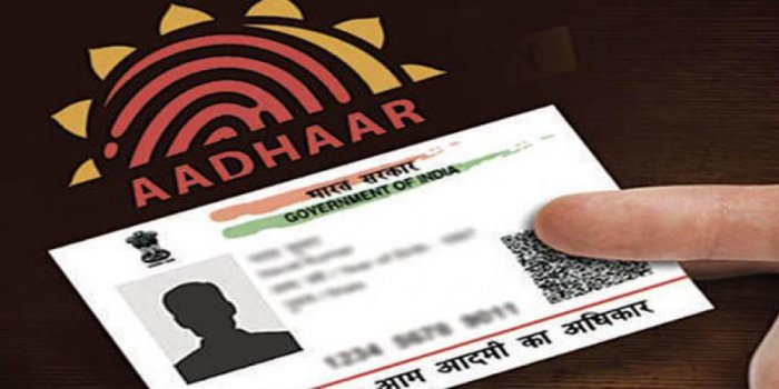 aadhaar:uidaiissuesnoticesto127peopleinhyderabadsaysnothingtodowithcitizenship