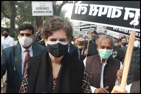 priyankagandhisayscongresswillscrapnewfarmlawsifvotedtopower