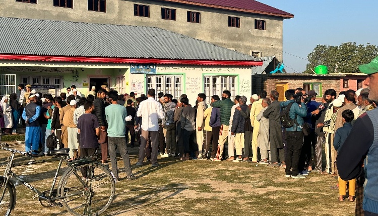 votingunderwayforthirdandfinalphaseofjkassemblyelections