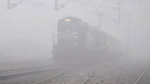 fogdisruptstrainservicesinnorthernindia