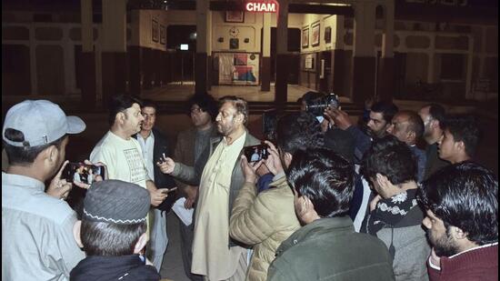 alltrainhostagesfreedinpakistan’sbalochistan33militantskilledinrebelattack