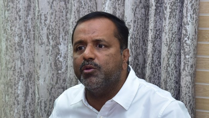 congresslegislatorutkhaderunanimouslyelectedasspeakerofkarnatakalegislativeassembly