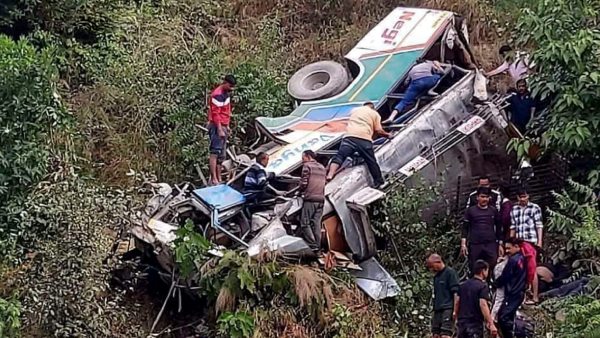 36killedasbusfallsingorgeinuttarakhandsalmoradistrict