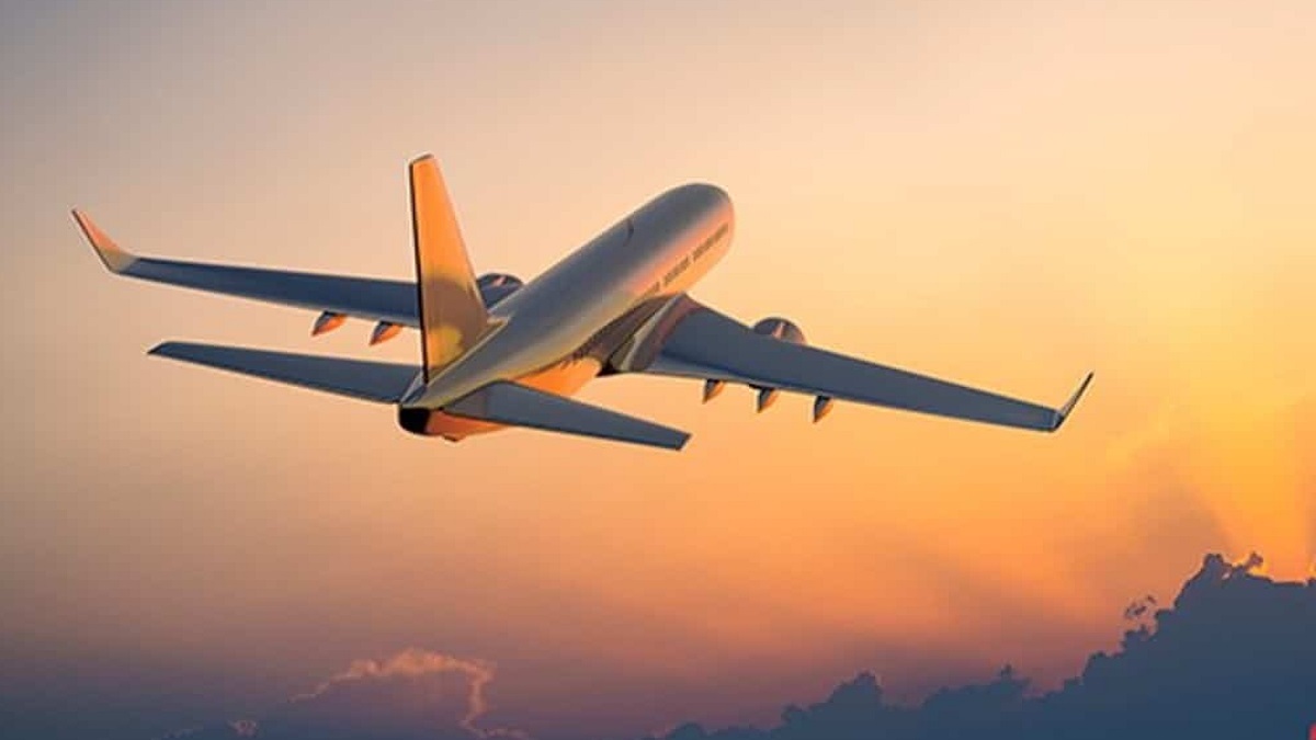 moscowgoaflightmakesemergencylandingatgujaratsjamnagarairportfollowingbombthreat:police