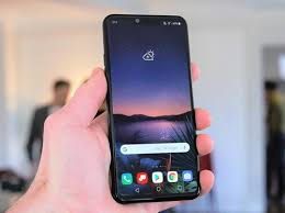 mpgovttodistributefreesmartphonestostudents;oppositioncreatesuproar