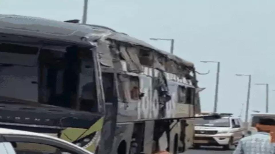 Sleeper Bus Crashes In Madhya Pradesh, 5 kiled and 12 injured