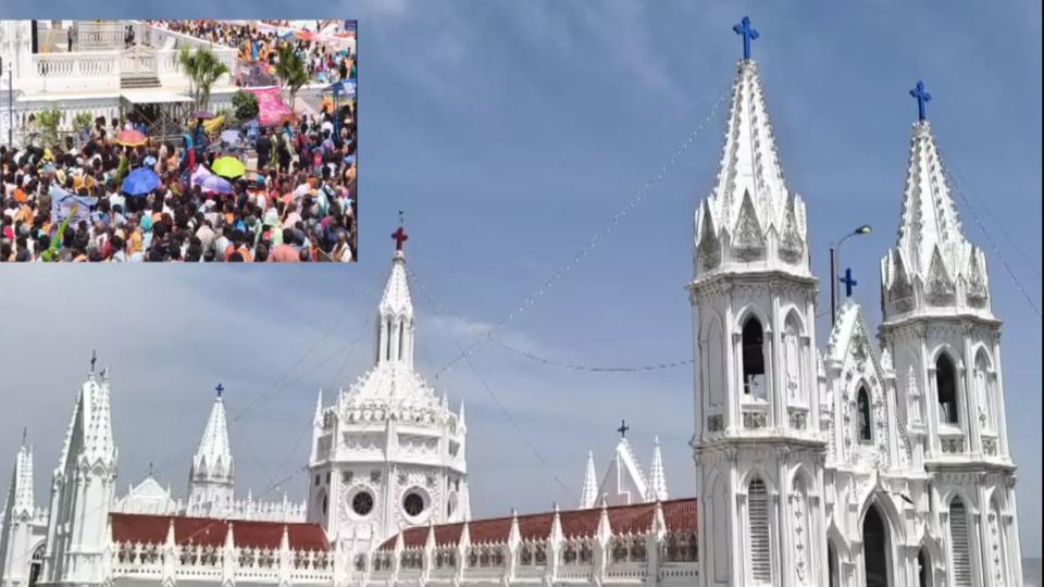 Thousands Gather At Velankanni For Annual Feast in Tamil Nadu