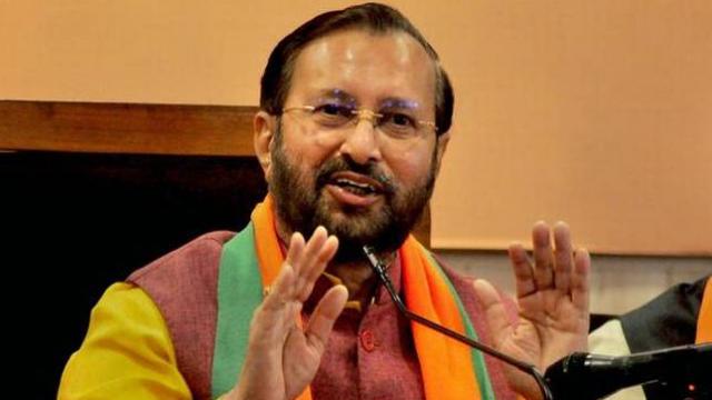 norestrictionsonmediainkashmir:prakashjavadekar