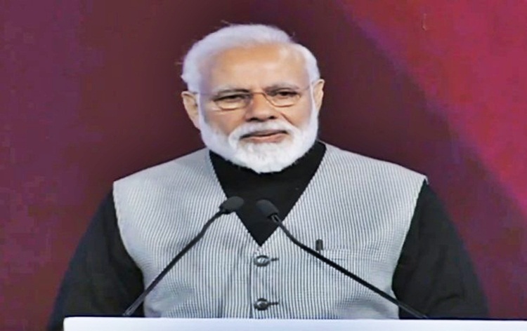 pmmodipayshomagetovictimsandbraveheartsof2611mumbaiterrorattacks