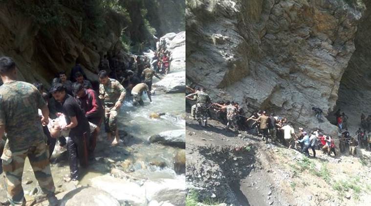 16amarnathpilgrimskilledafterbusfallsoffsrinagarhighway