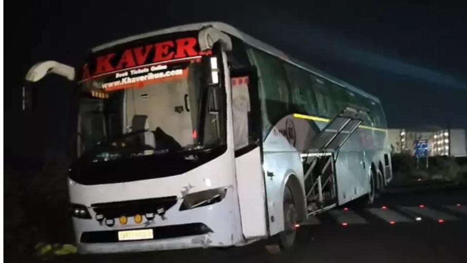 Private Bus Carrying 29 passenger escaped unhurt in Kurnool bus accident