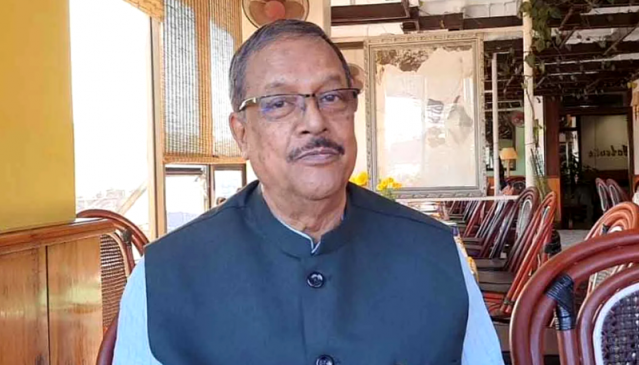 cbiconductsraidsatresidencesofwestbengallawministermalayaghatak