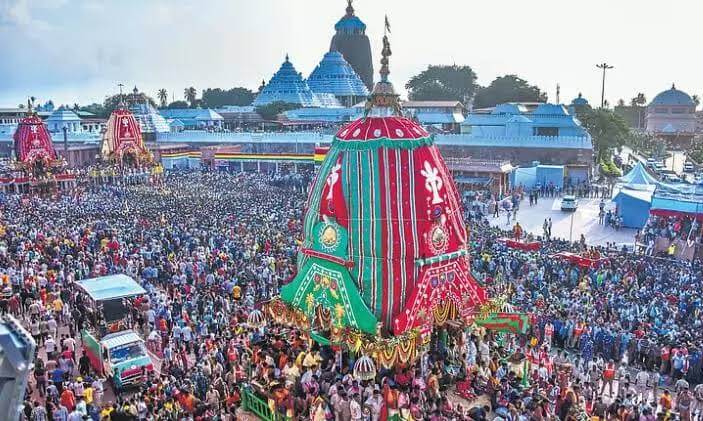 One dead, around 100 injured in stampede at Rath Yatra in Puri