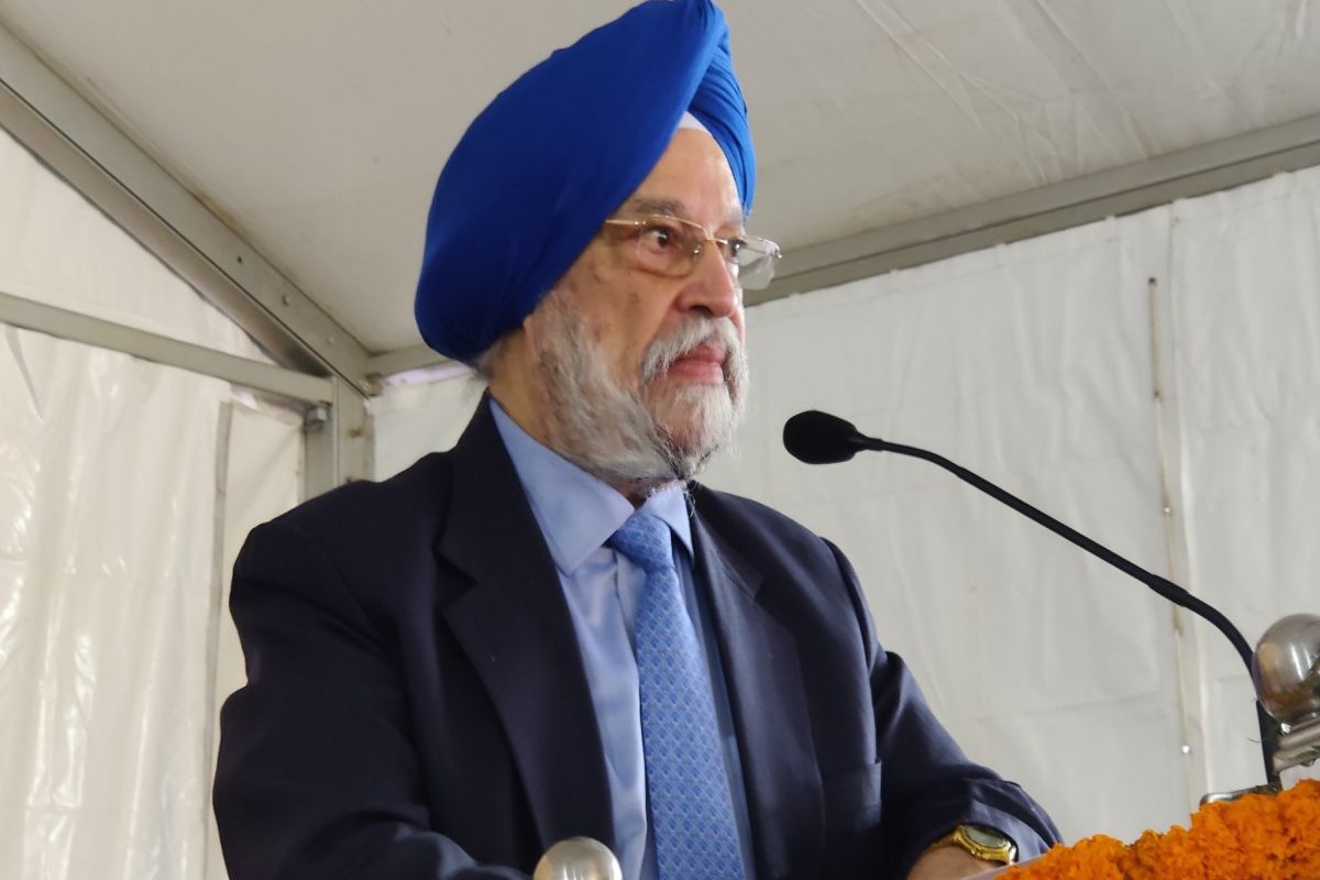unionministerhardeepsinghpuriparticipatesinindiaenergyweekinnewdelhi