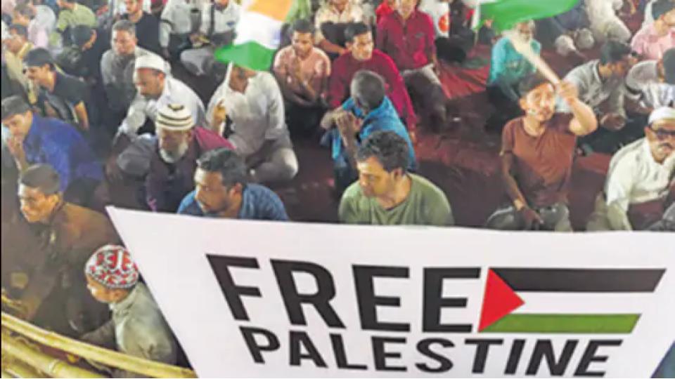 ‘freepalestine’slogansinassam’sremembrancerallyeruptscontroversy