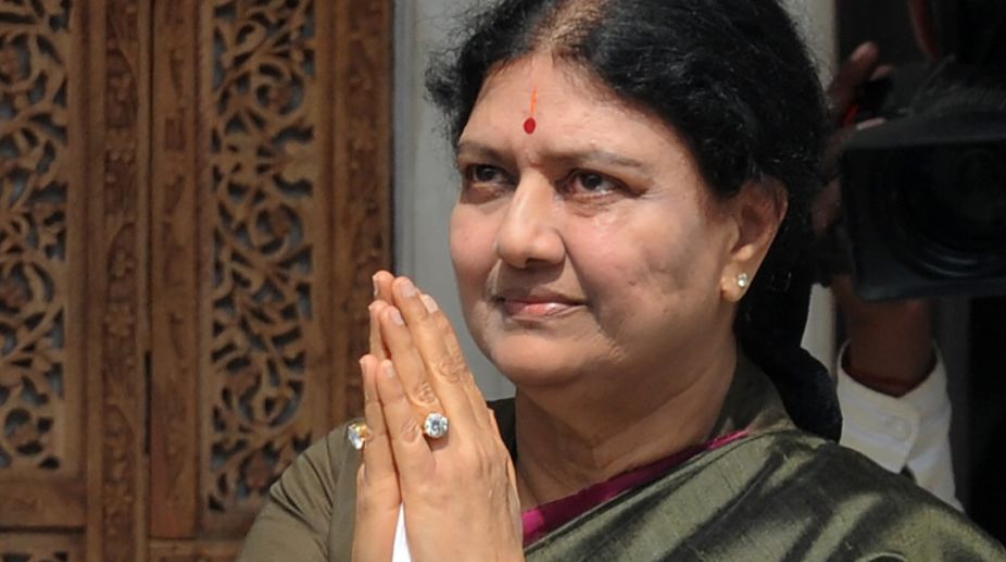 sasikalaleavesforbengaluruprisonasparoleends