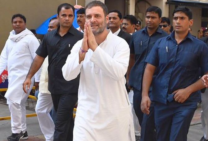 thieveshavemodisurnameremarks:rahulgandhipleadsnotguilty