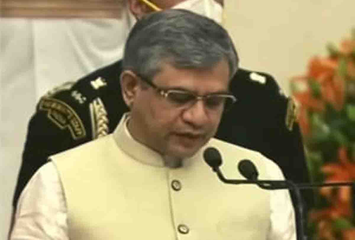 communicationsministerashwinivaishnawdenieschargesofsnoopingasfalseandbaseless