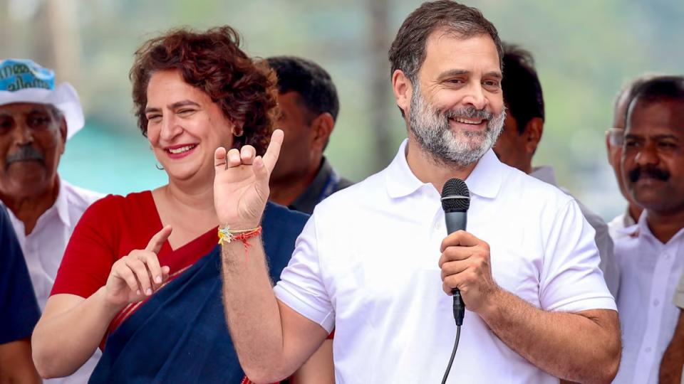 priyankagandhinearsrahul’svictorymargininwayanadbypollwin