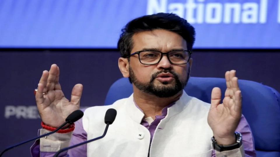 Centre Govt hikes LPG subsidy for Ujjwala beneficiaries to Rs 300 per cylinder