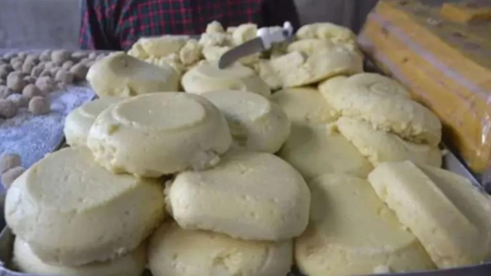 3,000 kg of Suspected Adulterated Sweets Seized in Indore