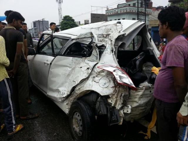 5killedinanaccidentinjalandharamritsarroad