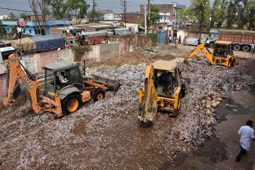 biharsbiggestliquorconsignmentworthrs125croredestroyedbyroadrollerinpatna