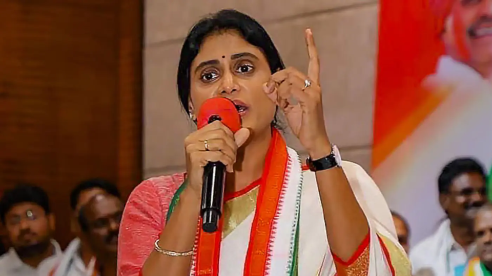 Sharmila alleges five major frauds by Andhra govt against farmers