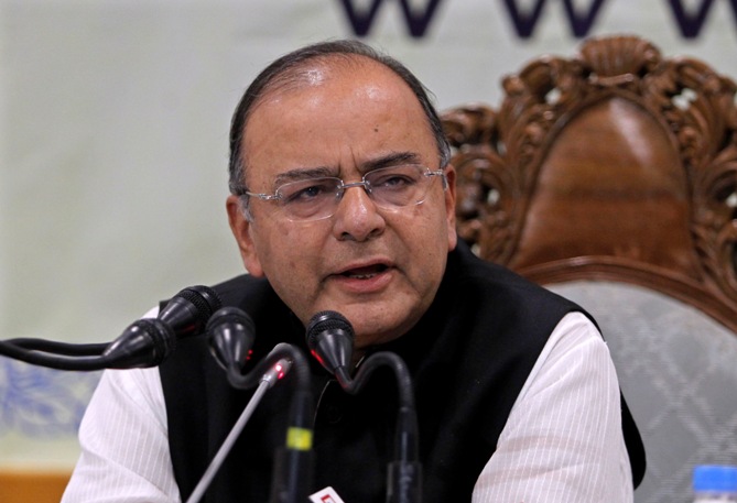 pakdenialofbeheadingofsoldiersnotcredible:arunjaitley